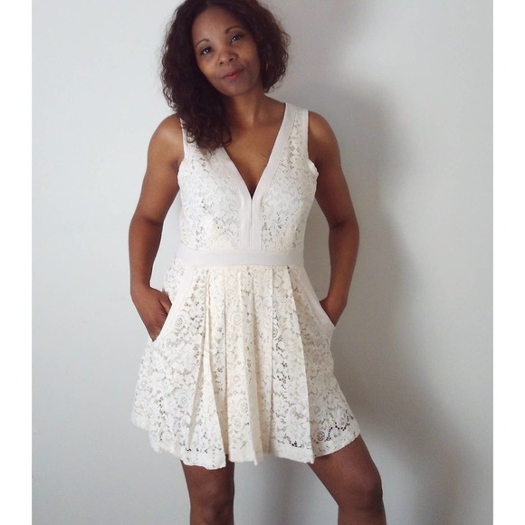 Free People Dresses & Skirts - Free People Cream V neck Lace Dress